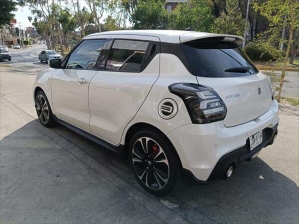 SUZUKI SWIFT 2022 - Image 6