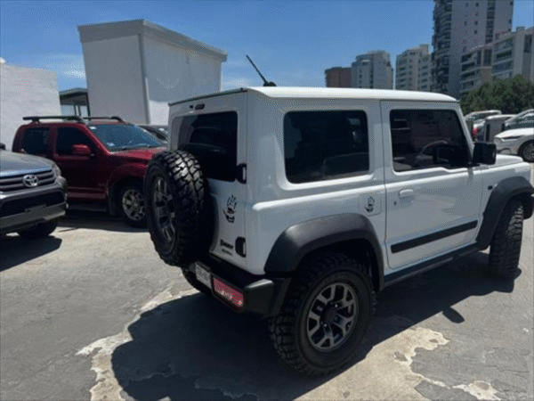 Suzuki Jimny 2022 - Image 5