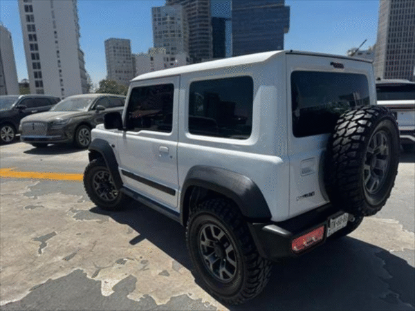 Suzuki Jimny 2022 - Image 8