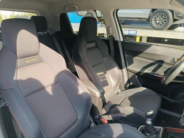 SUZUKI SWIFT 2022 - Image 12