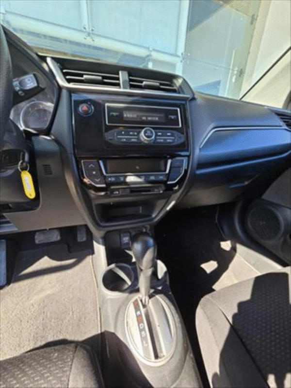 Honda Br-V 2018 - Image 10