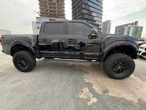 Ford Lobo Raptor 2018 - Image 5